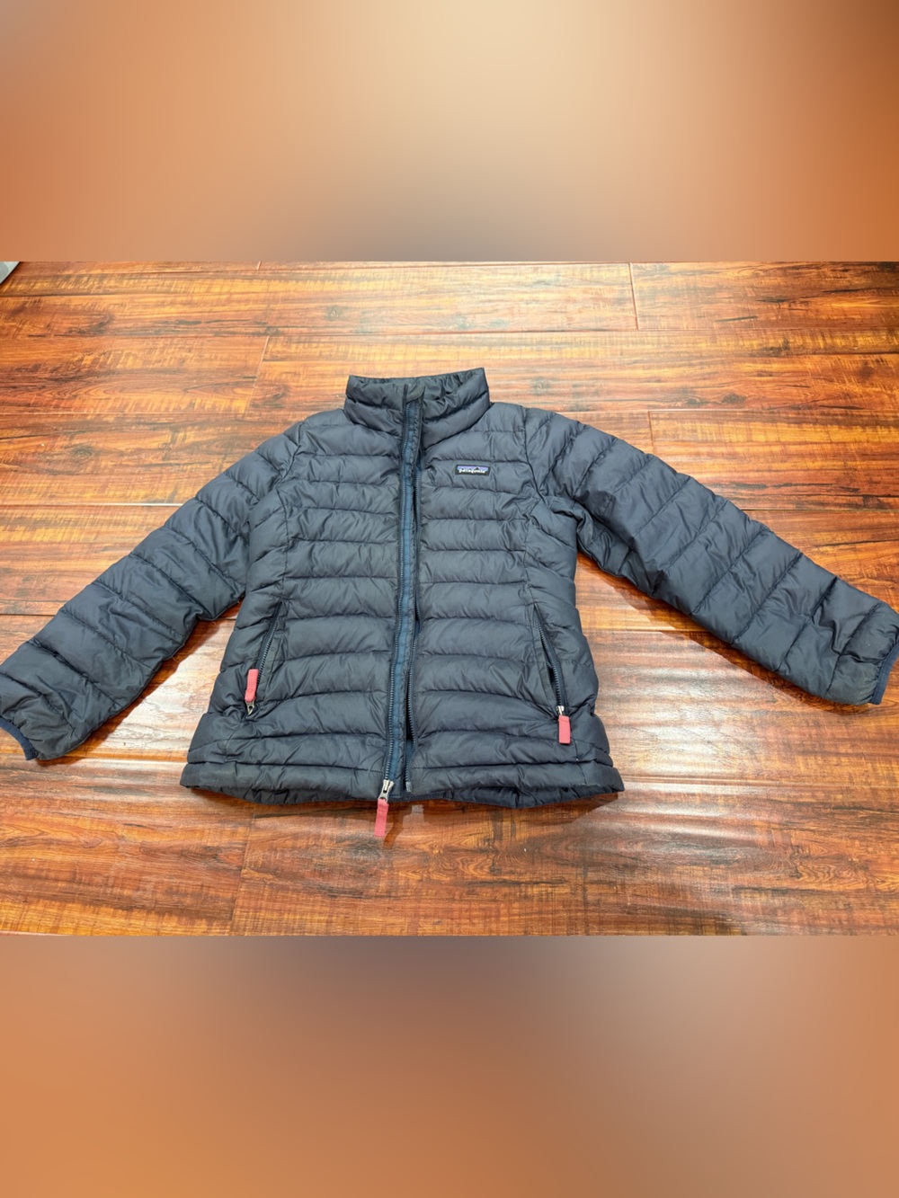 Kids Patagonia Black Quilted Puffer Jacket in Navy size M